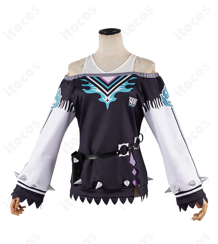 ホロライブ 輪堂千速コスプレ衣装の正面全体。高発色のトップスとショートパンツ、ベルトのバランスがわかる写真。