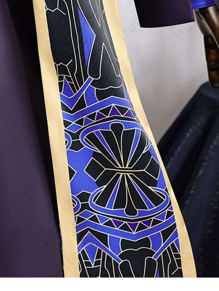 セノ衣装の模様装飾クローズアップ。特徴的な幾何学柄と発色の良さが分かる一枚。