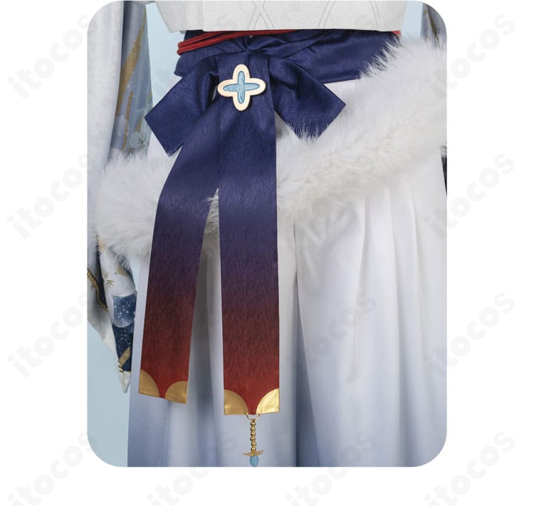 礼瀬マヨイ衣装の腰部装飾ディテール。腰巻と装飾の重なりと固定方法