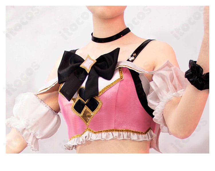 矢澤にこ 衣装の襟元装飾アップ。アイドルらしい華やかなディテールを精緻に再現。