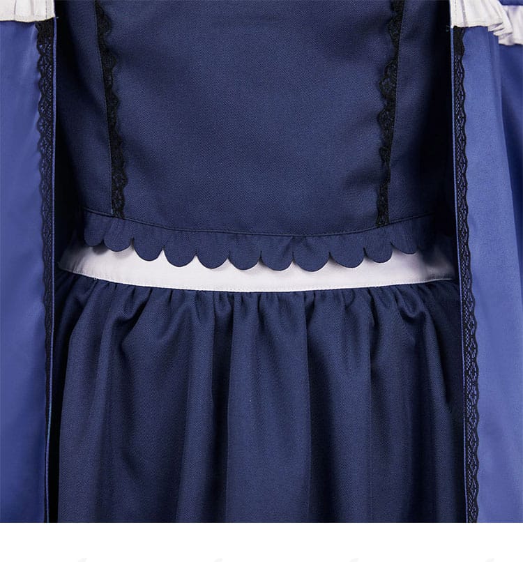 ウエスト部分の装飾ディテール。切り替え位置とシルエット形成の要点を示す接写