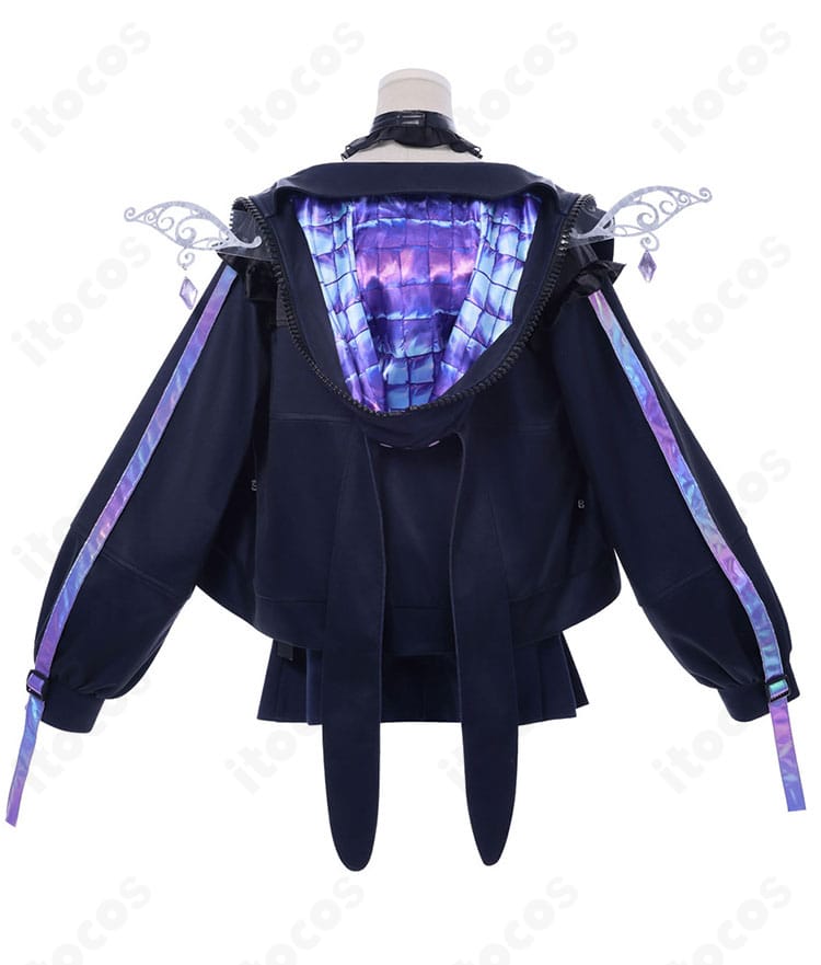 ホロライブ 古石ビジュー 初期衣装コスプレの背面全体ビュー