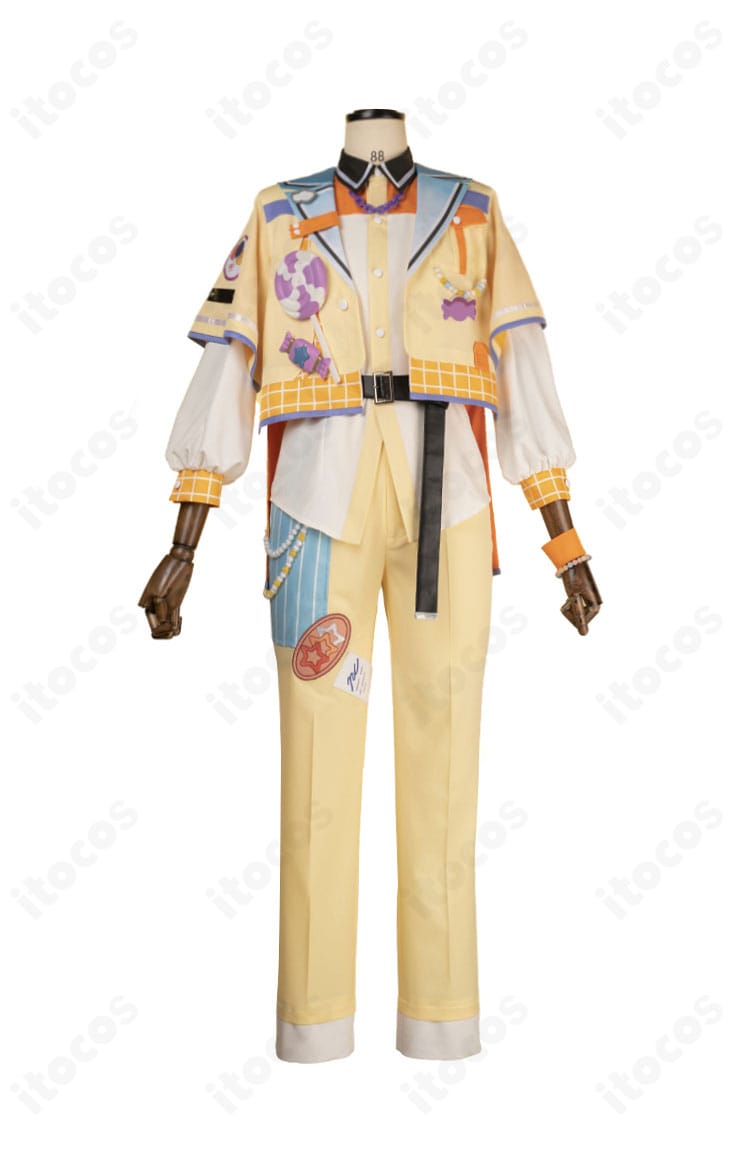 天祥院英智 ハッピーチャーム衣装 正面全身。コートと装飾の華やかな配色が映える仕上がり。