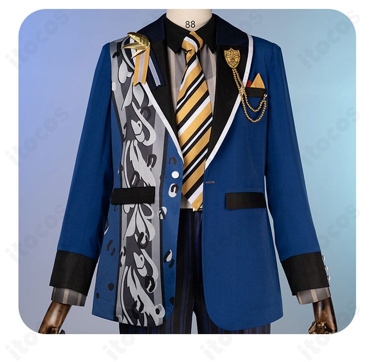 上衣（コート）胸元の装飾ディテール。ボタンと意匠の質感が伝わる近接写真