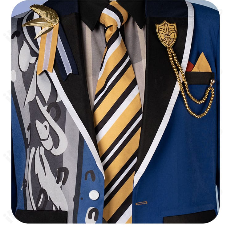 ネクタイ部分の拡大。高発色生地と結び目の仕上げが分かるディテール写真