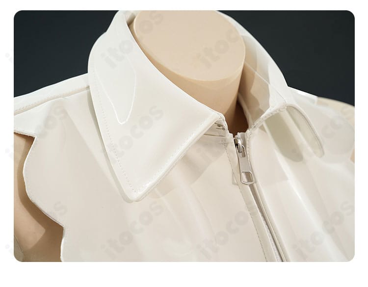 初音ミク NT版コスプレ衣装の襟元ディテール。精緻な装飾と縁取りの質感