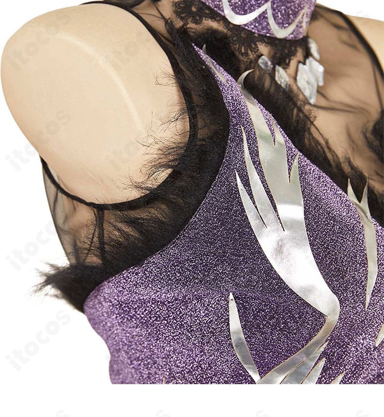 袖口装飾のアップ。袖口のパイピングと装飾ステッチの仕上がり