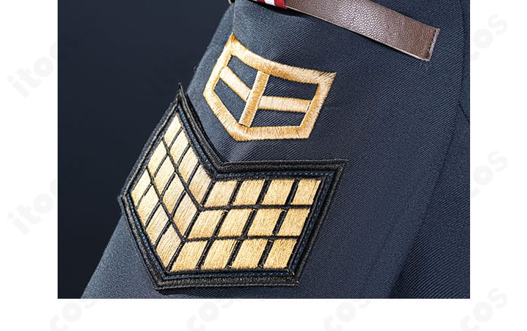 第五人格 ホセ・バーデン衣装の腰部装飾。チェーンと装飾金具の高級感ある仕上がり。