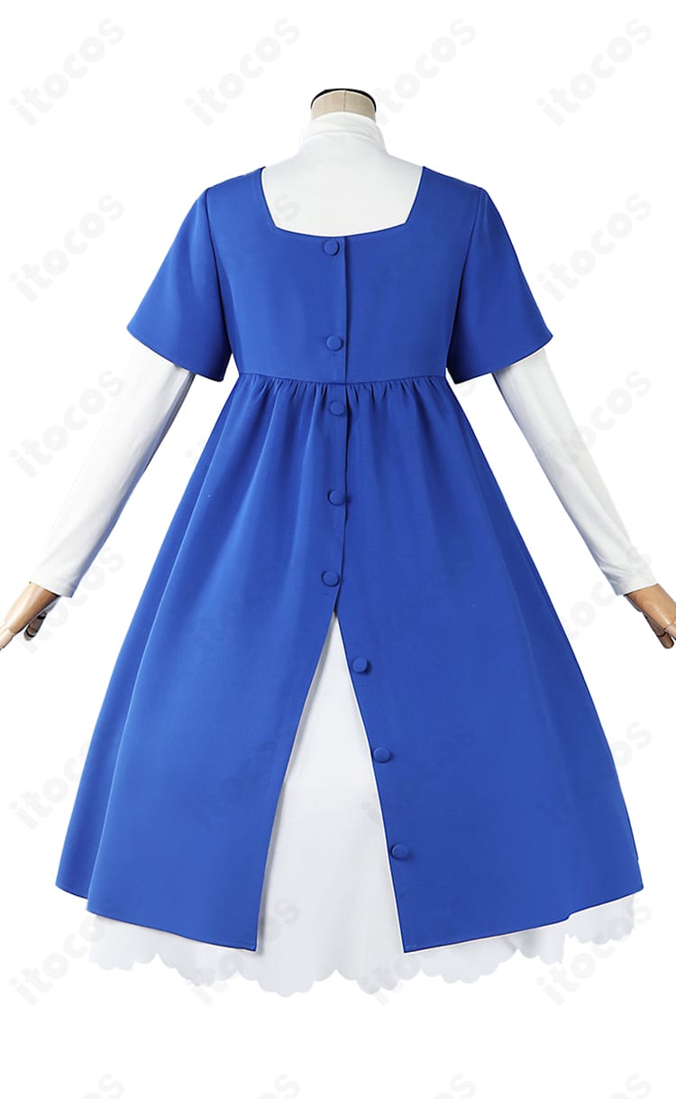 木之本桜 普段着コスプレの背面全体像（背面ファスナー）