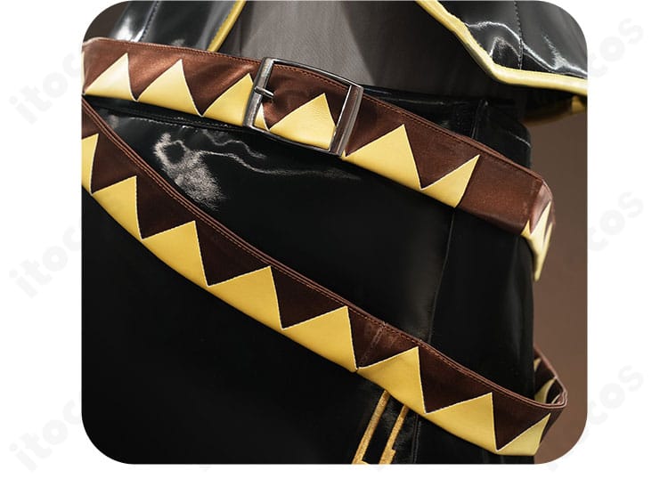 巡音ルカ コスプレ衣装の腰部アップ。ベルトや装飾パーツの質感と配置を強調。