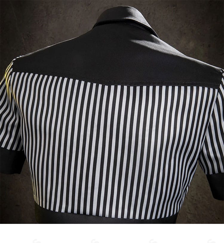 ティファ・ロックハート コスプレ衣装の背面ディテール。グラマラスホエール水着スタイルの特徴を再現。