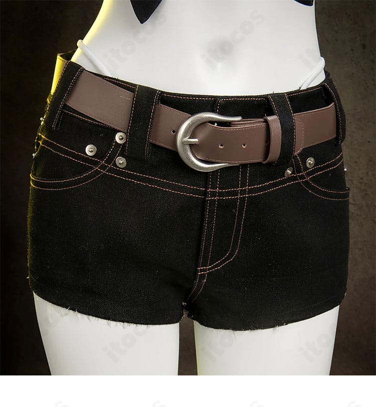 ティファ・ロックハート コスプレ衣装のショートパンツ装飾クローズアップ。ヘムラインと意匠の再現度。