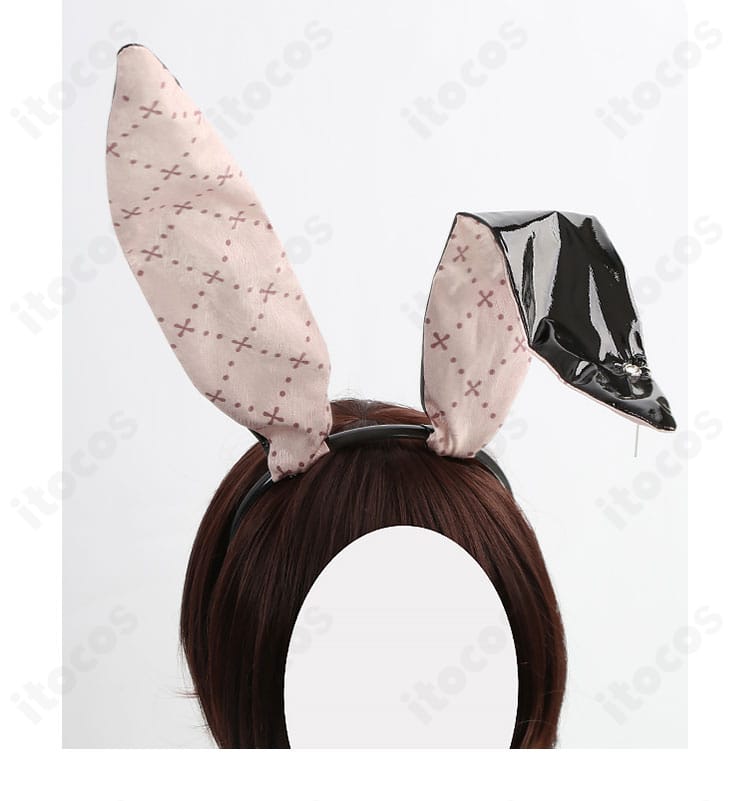 うさ耳カチューシャのアップ。エイトのバニー要素を象徴する立体的な耳パーツ