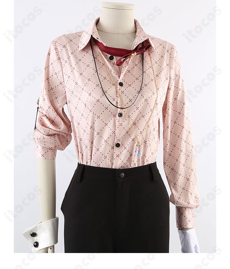 シャツ部分の近景。しわの少ないフラットな仕上がりと清潔感のある縫製