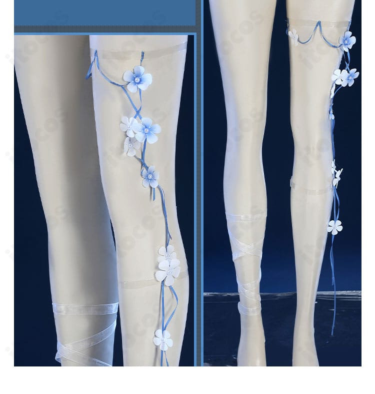 フットアクセサリーの詳細。全身の統一感を生む足元装飾の質感と形状。