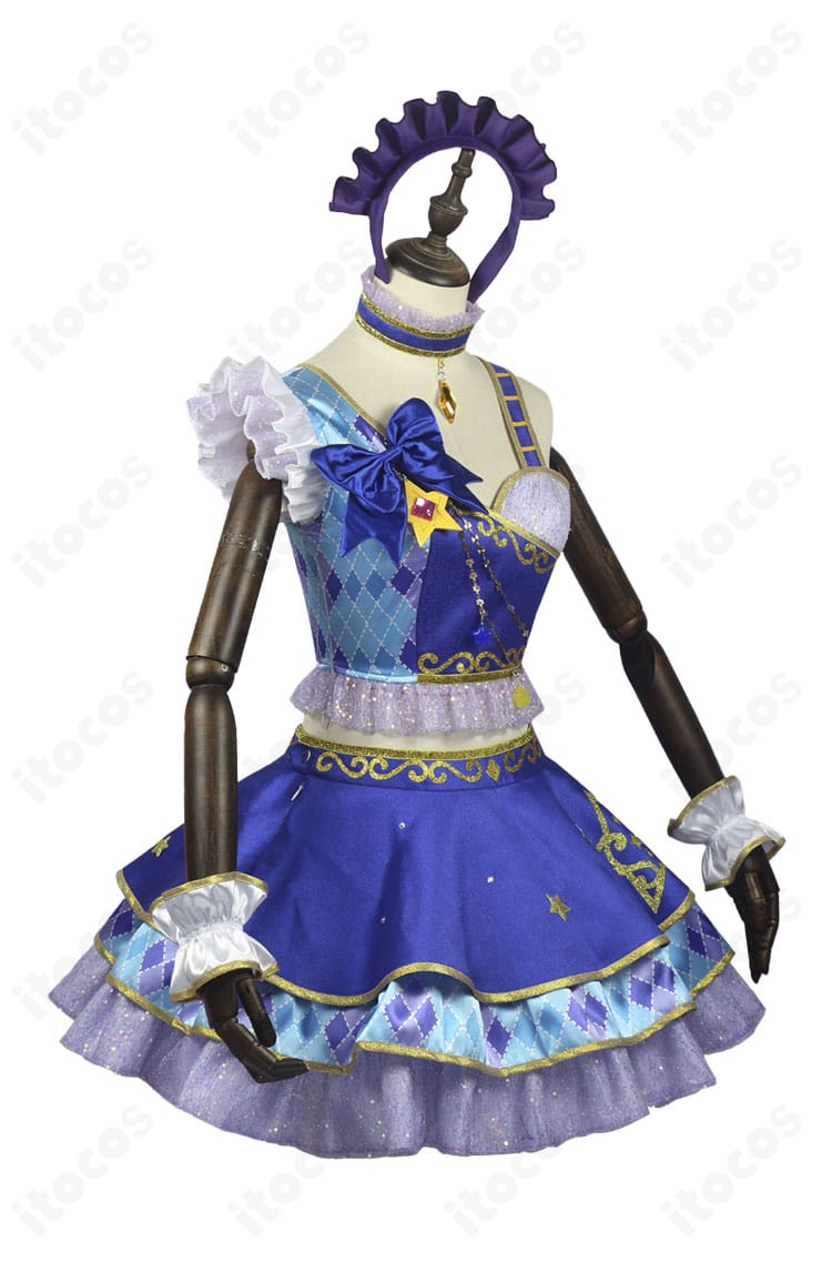 アイカツ！ 桜庭ローラ衣装の右側面。スカートの広がりとトップスのシルエット、サイド装飾のバランスがわかる画像。