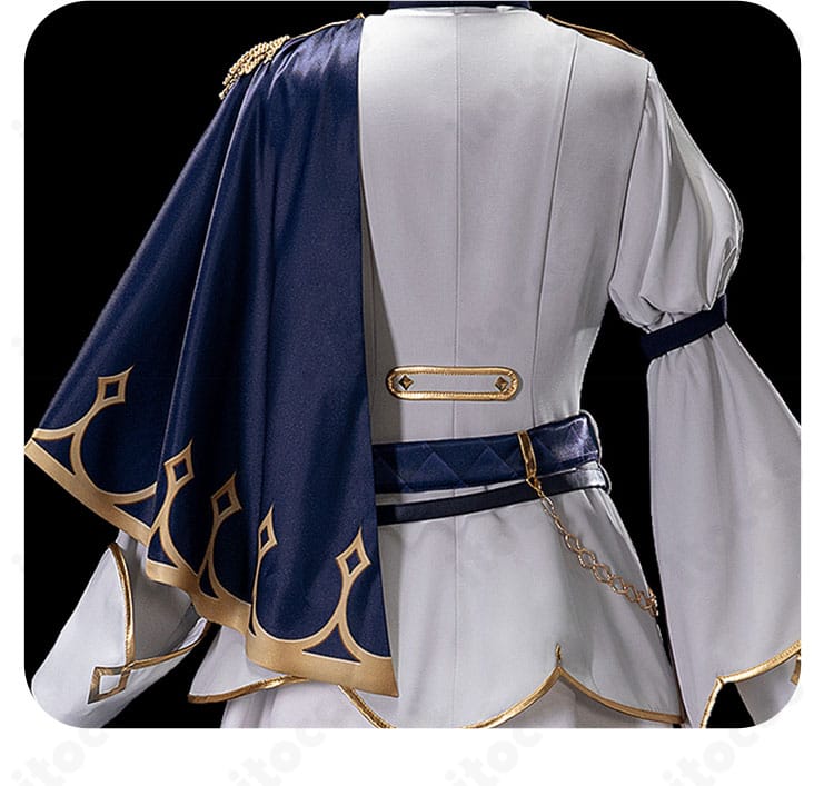 草薙寧々 フィエ・シュヴァリエ衣装 背面装飾の詳細。後ろベルトや飾りの配置が分かるアップ