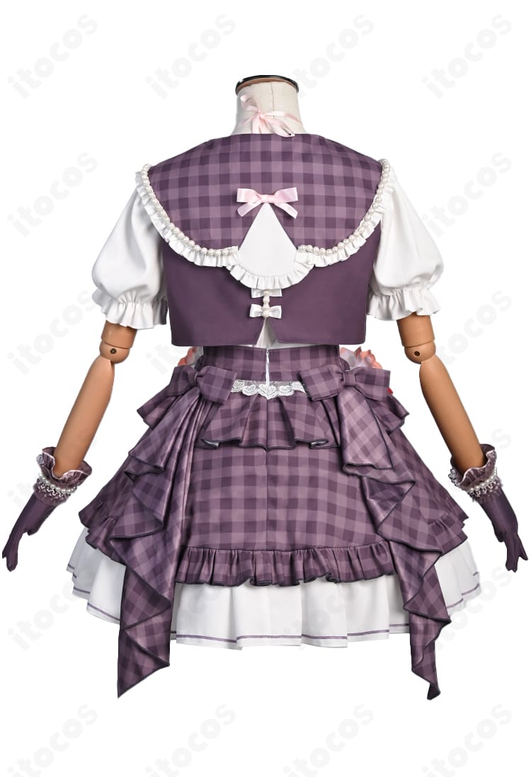 桃井愛莉 4周年MMJ衣装の背面全身。背中の大きな蝶結びとスカートのフレア感を確認できる。