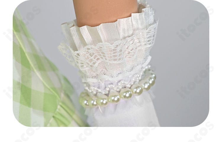 プロセカ 日野森雫 4周年衣装の手袋装飾クローズアップ。手首飾りとブレスレットの意匠が見える画像。