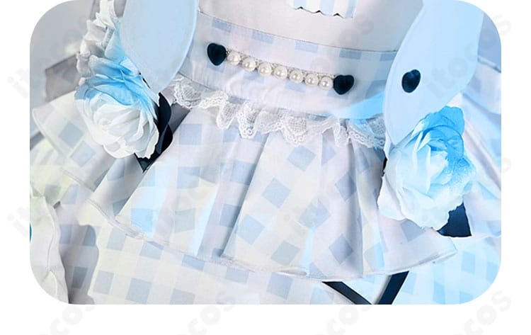 桐谷遥コスプレ衣装の腰飾りアップ。装飾のレイヤー感と留め位置の確認用