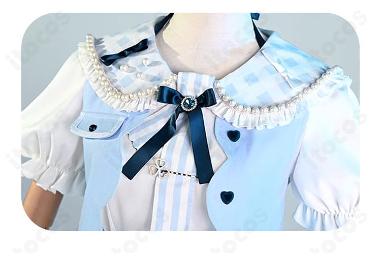 桐谷遥コスプレ衣装の領結（リボンタイ）アップ。色味と結びの形状ディテール