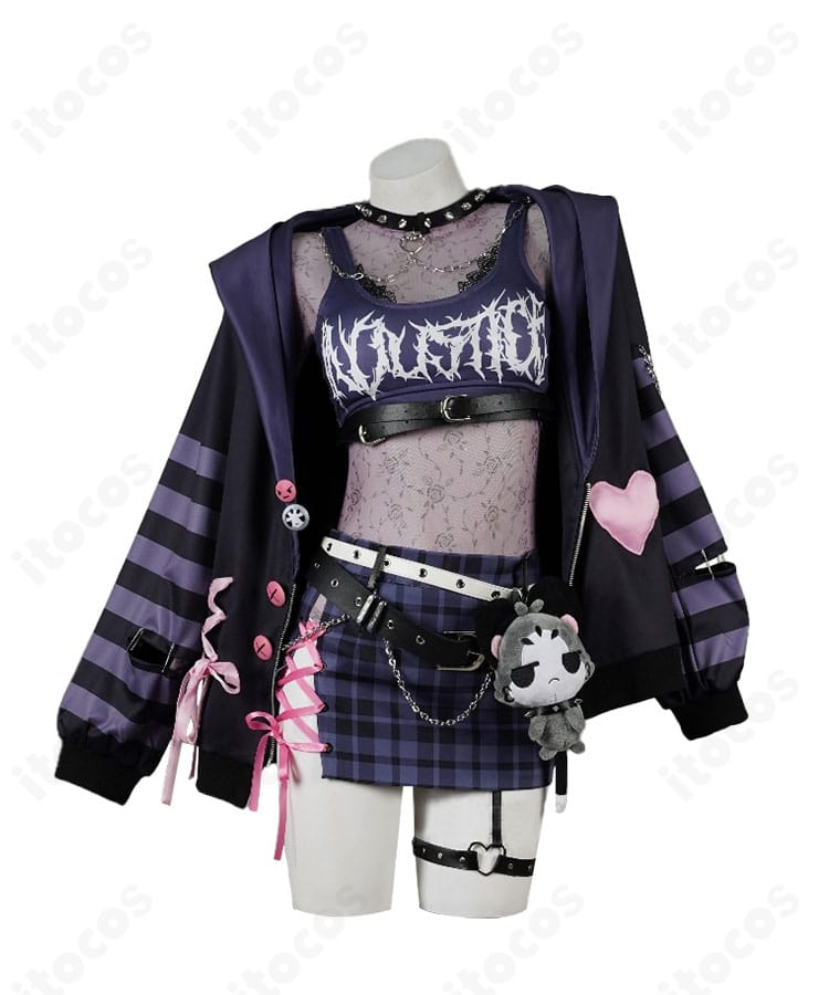 ラオーラ・パンテーラ私服コスプレの正面全体。首元装飾とウエストの切り替えが強調されたデザイン。