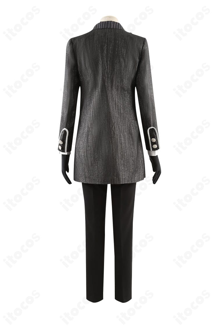 マレウス・ドラコニア ハロウィン ナイトメア―スーツ背面。背中の切り替えと裾のライン、後ろ姿のバランスが分かる。