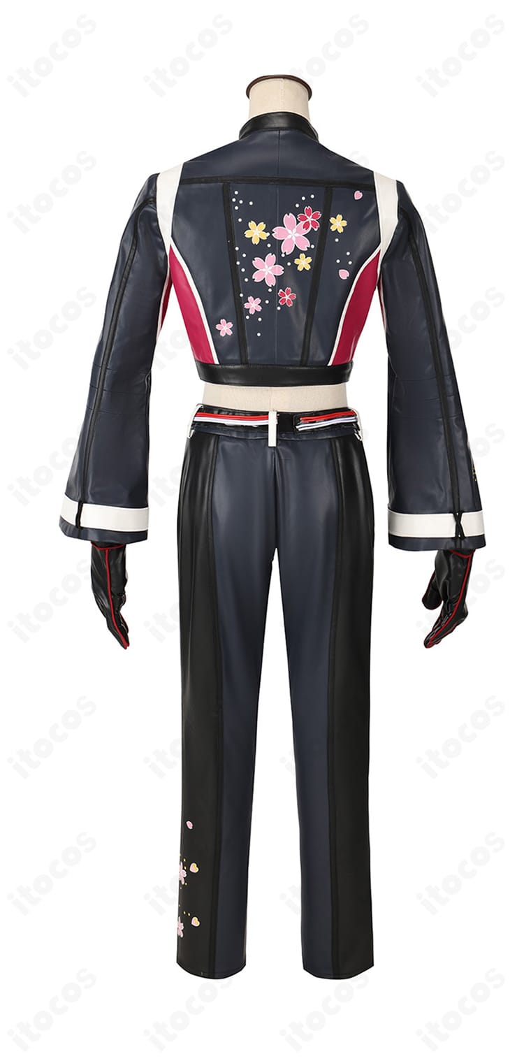 不知火 舞 コスプレ衣装の背面。背中のラインと縁取りの仕上がり、全体のバランスを示す写真。