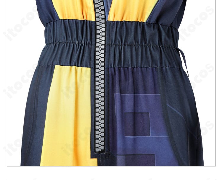 門襟部分の拡大。フロントの合わせとエッジラインの仕上がりを示すディテール。