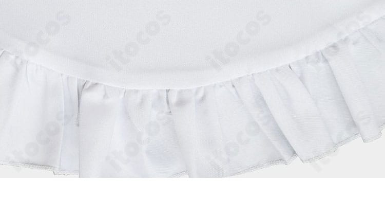 エプロン下部のフリルと縁取り装飾。レイヤー構成とカーブの美しさを捉えた画像