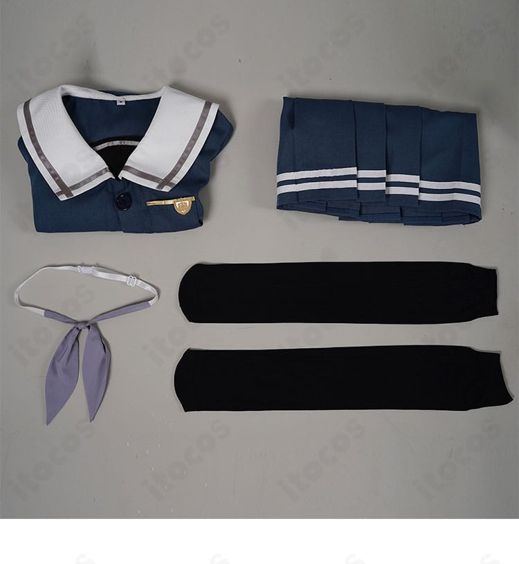 若葉睦 月ノ森女子学園 制服コスのセット内容展示。トップス・スカート・スカーフ・靴下の4点が並ぶ。