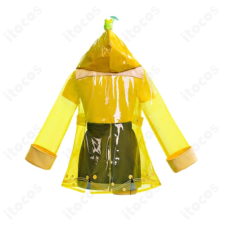 メイ レイニー・デイ衣装 背面全体。コートの後ろ姿と装飾の配置を示す