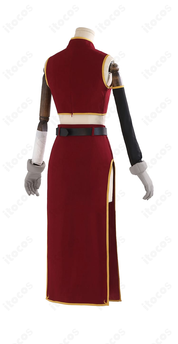 銀魂 神楽 2年後バージョン コスプレ衣装の背面ディテール。背中から裾にかけてのラインとベルトの配置が見えるカット。