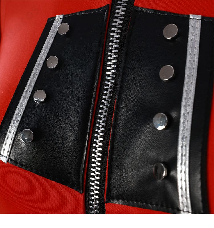 襟元の門襟装飾ディテール。装飾パーツと縁取りの仕上がりを示す画像