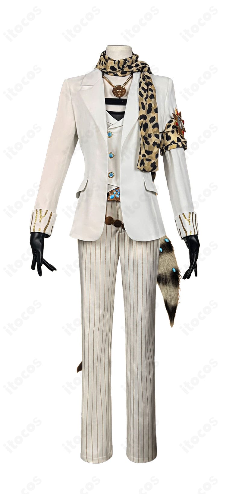 第五人格 探鉱者 勝負師の独演コスプレ衣装の正面。胸元の配色、ベルトや金具、ステッチなどスチームパンク調ディテールが分かる。