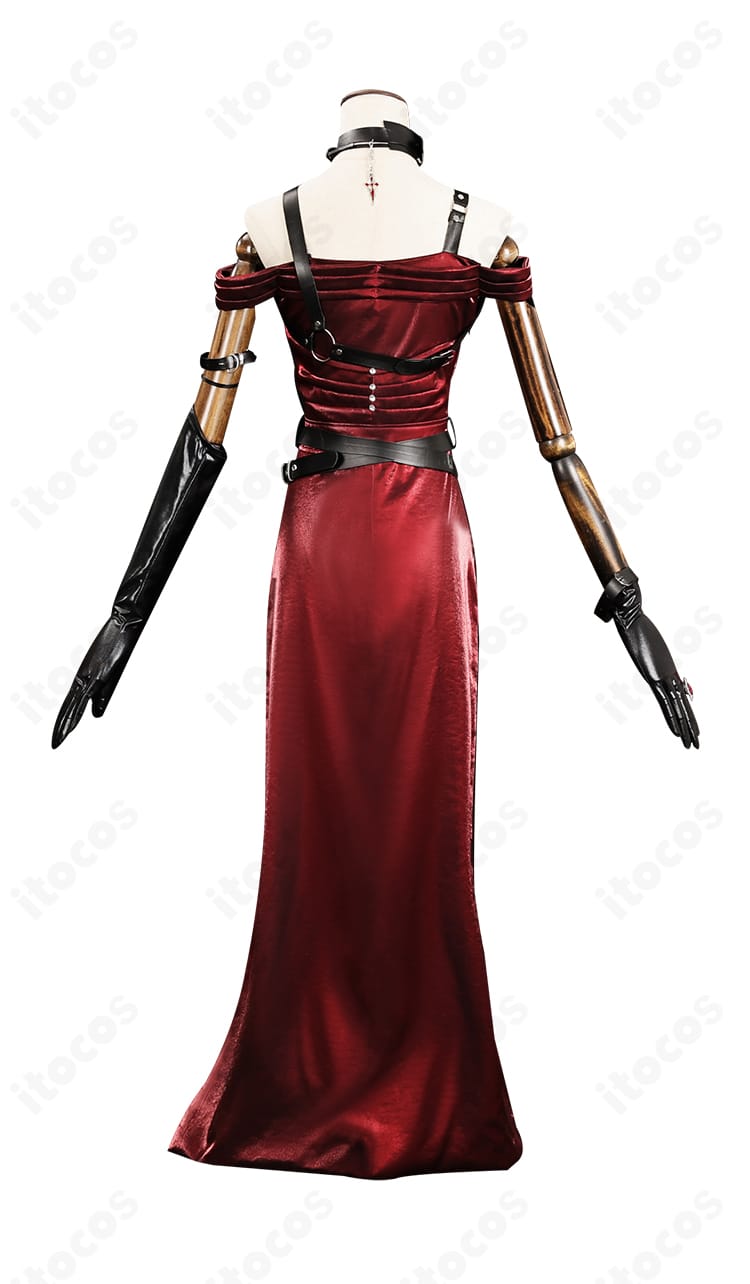 麗しき暗幕コスプレの背面全体。ファスナー位置とベルト取り回しが分かる