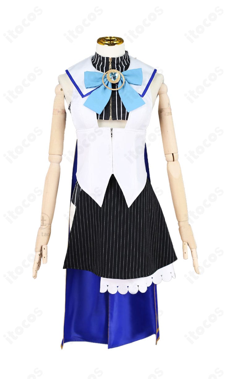 オーロ・クロニー 初期衣装コスプレの胸元・装飾ディテール（時計意匠と配色の再現）