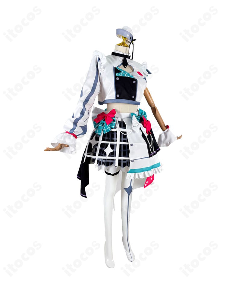 IRyS ブライト衣装を右側から撮影。袖口やウエストライン、装飾の配置が分かる角度。