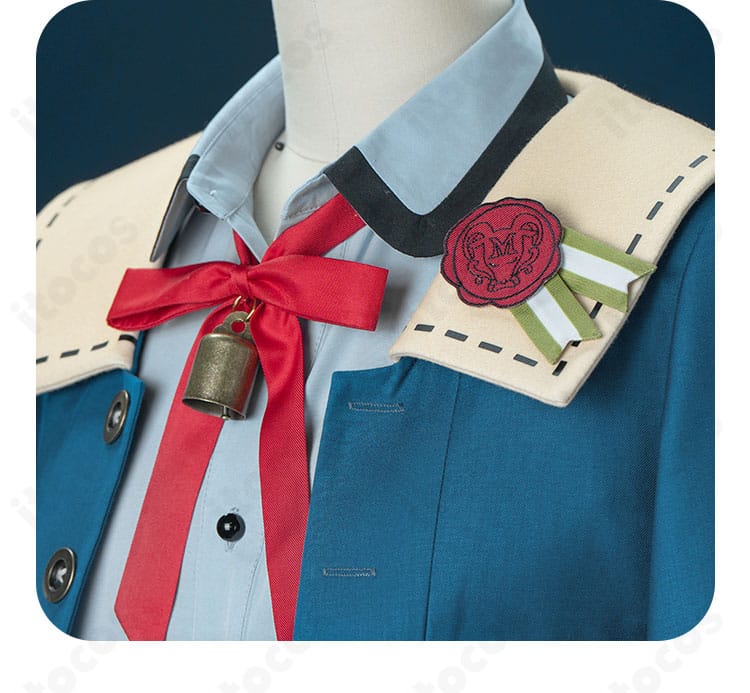 ネックレス／首飾りのクローズアップ。衣装テーマに合わせたアクセサリーの質感を表現。