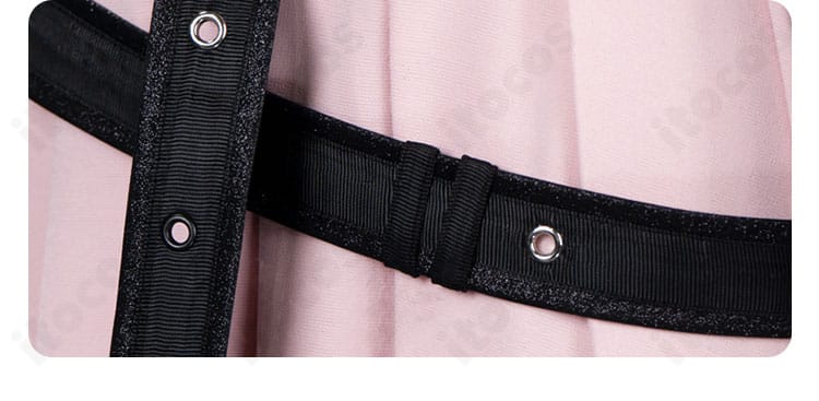 腰ベルト周りの接写。バックル意匠やステッチワークなど、悪魔バージョン特有のデザインが見える。