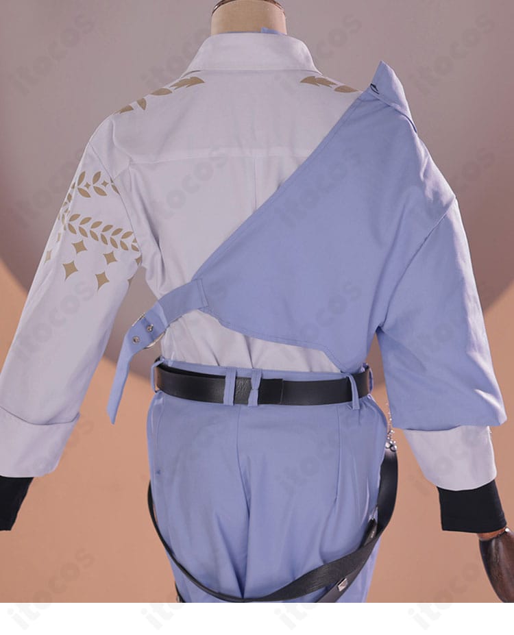 インナー背面ディテール。背中側の装飾とパネル切り替え