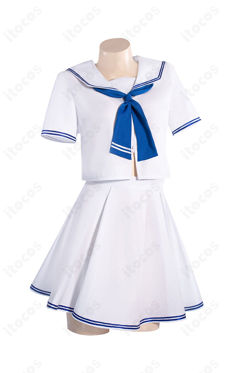 ジャンヌ・ダルク〔オルタ〕制服コスプレの刺繍や襟元ディテールを近接撮影。精緻な装飾で高再現度をアピール。