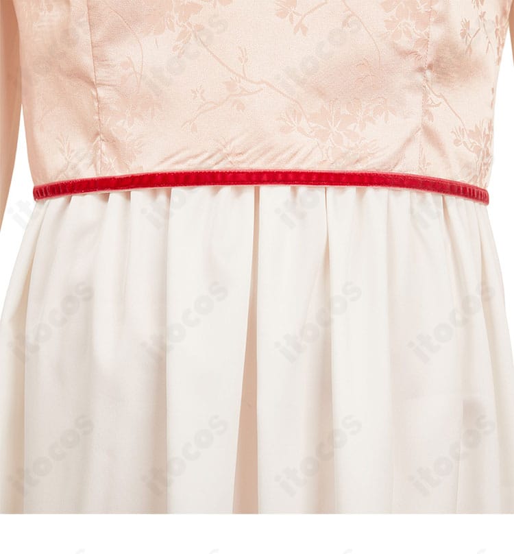 三途春千夜 スーツver. ベスト裾と衣裾のディテール。縫製の丁寧さとラインの直線性を強調