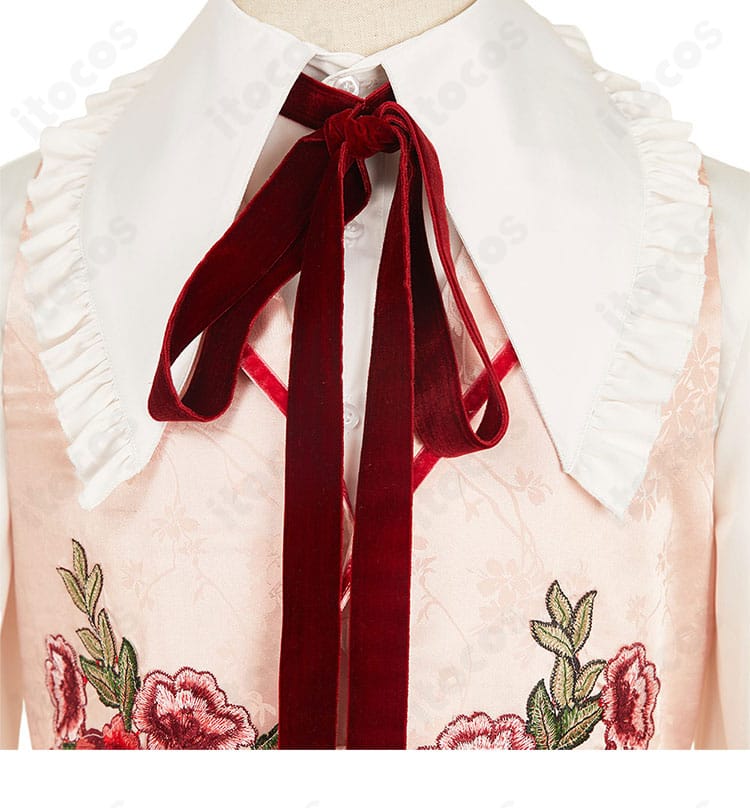 三途春千夜 スーツver. スカーフ（領結）の装飾ディテール。結び目のボリュームと質感を近接で撮影