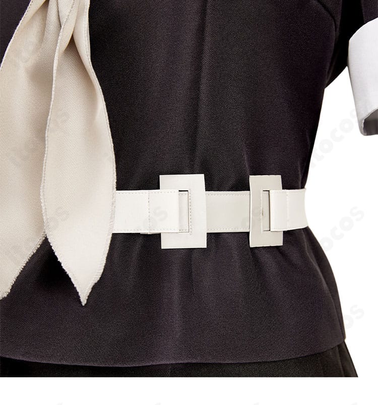 腰ベルト装飾ディテール。雫原比留子の制服コスプレにおけるベルト意匠とポイント配置を示す画像。