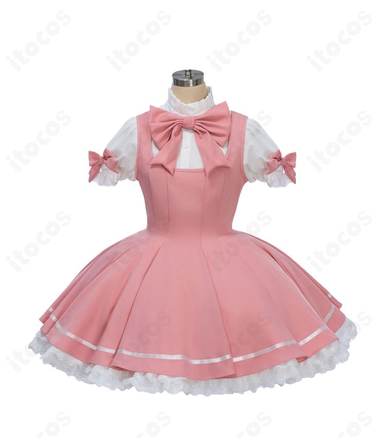 木之本桜コスプレ衣装の正面全景。胸元の蝶結びとスカートのラインが分かる高再現ディテール。