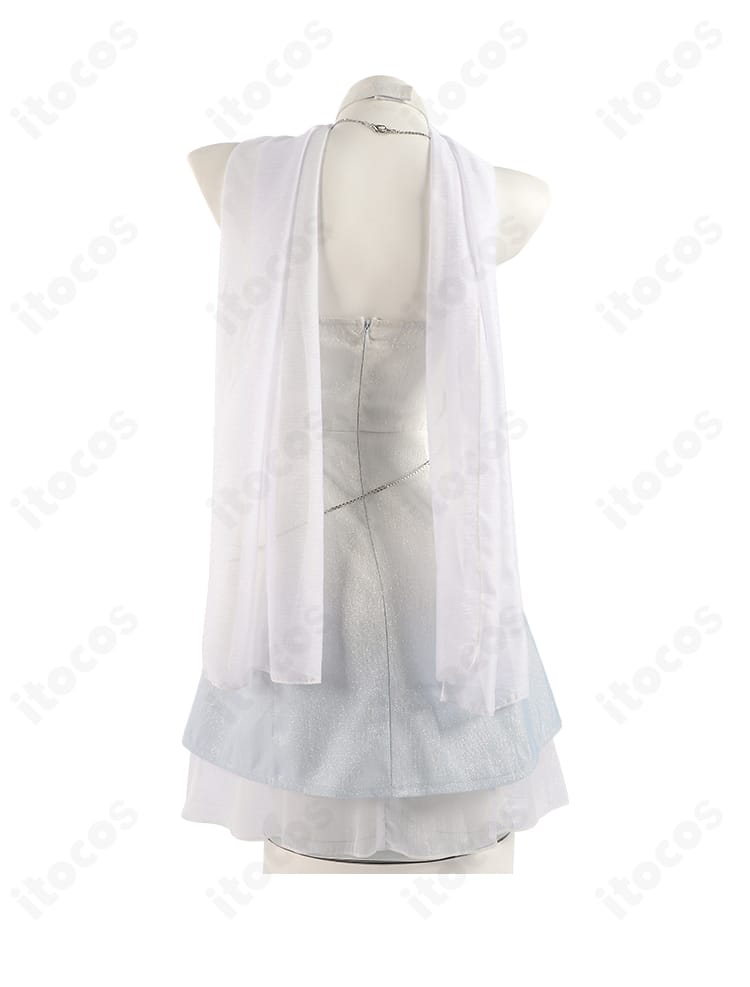 恋と深空 流れる雲 コスプレ衣装の背面全体像。背面装飾とマフラーの落ち感を詳細に表示