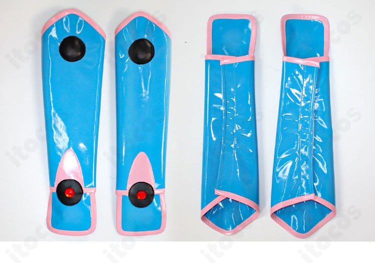 ブラック・マジシャン・ガール衣装の手甲・アームアクセサリーの接写。装飾パーツの形状と固定感を表現。