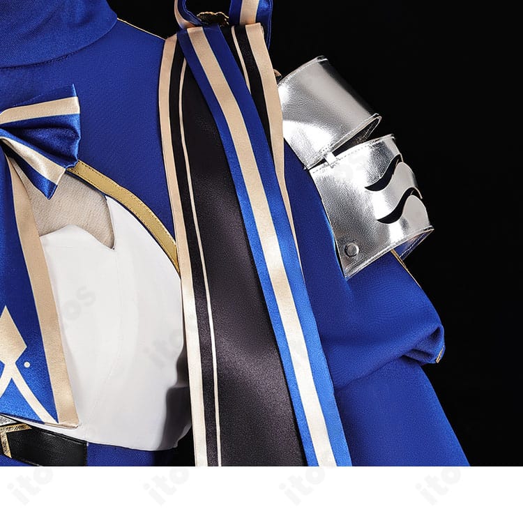 崩壊：スターレイル 風・壊滅モチーフ コスプレ衣装の肩袖装飾ディテール。肩周りの意匠と縁取りを強調。