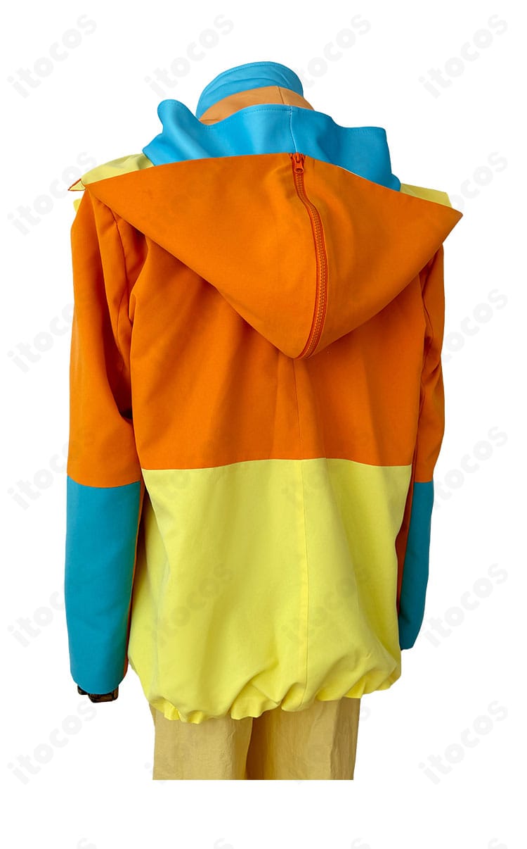 仮面ライダーガヴ ショウマのコスプレ衣装 コート背面装飾の接写。背面デザインの意匠とステッチワークを強調。